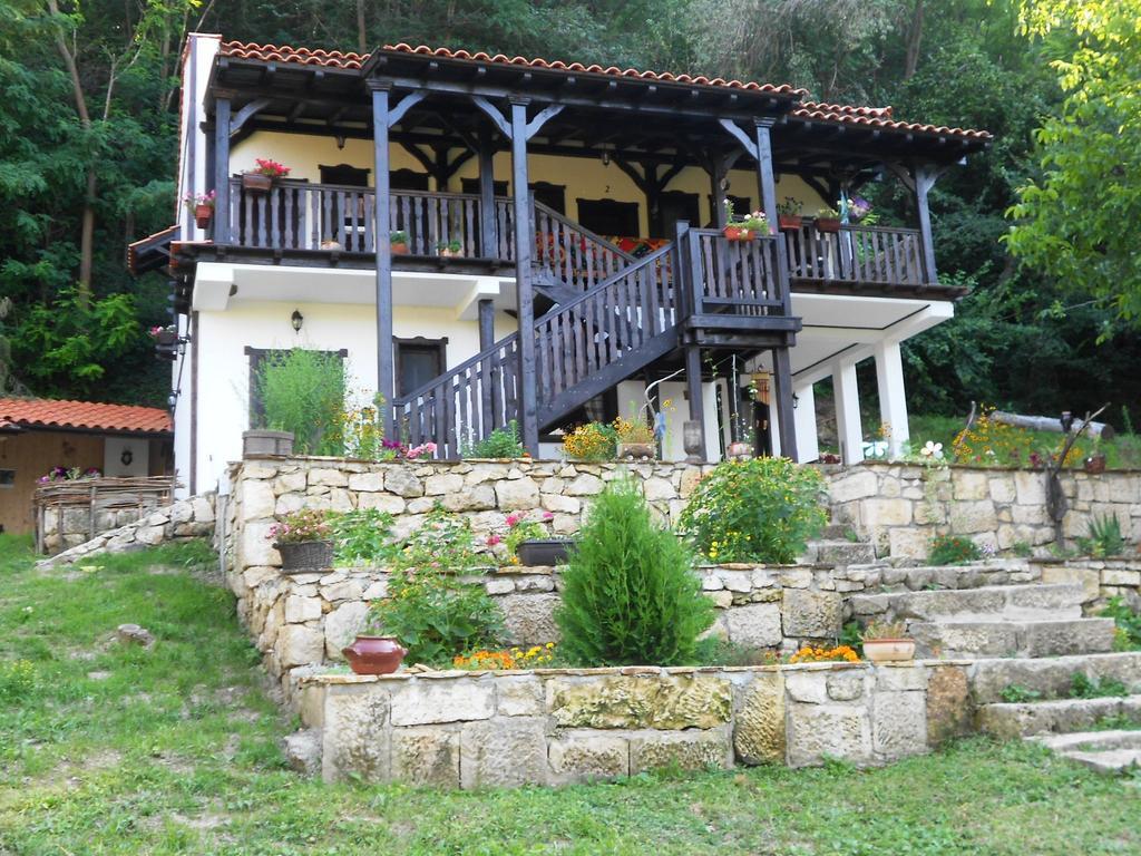 Milkovata Guest House Koshov Exterior photo